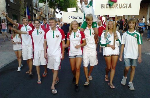 Команда Беларуси на параде открытия  чемпионата (фото Аркадия Генова)